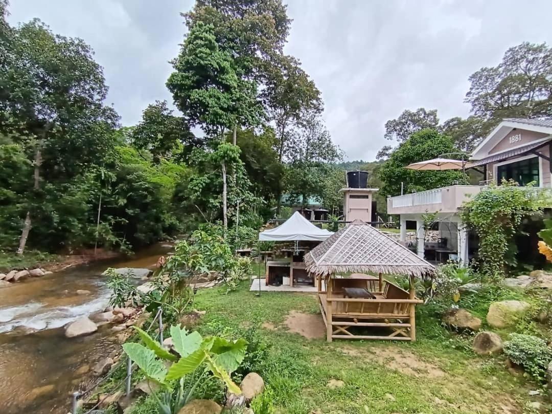 Dango1881Muslim Riverstay Padang Rengas 外观 照片
