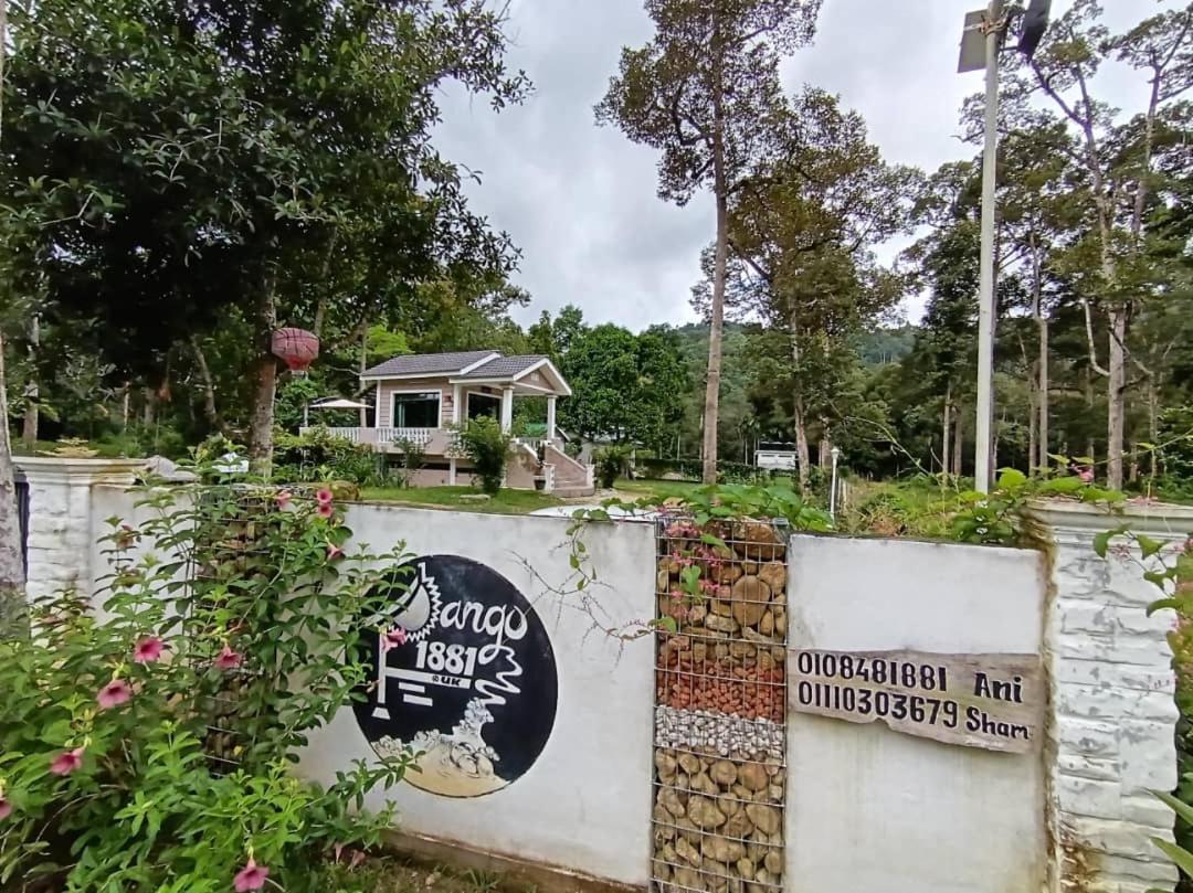 Dango1881Muslim Riverstay Padang Rengas 外观 照片